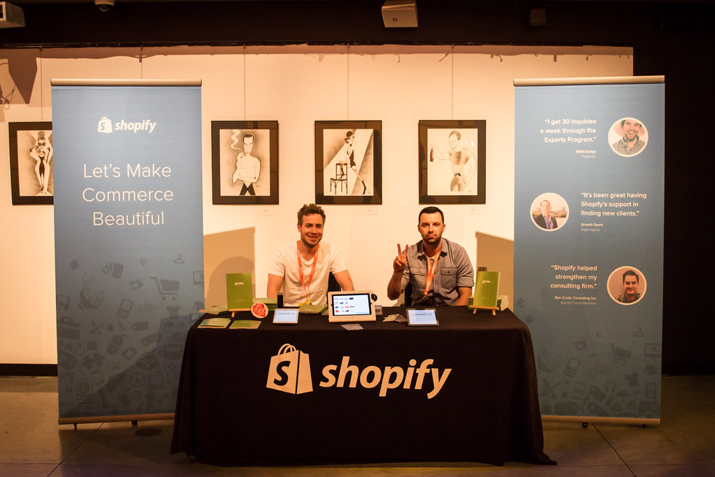 Les avantages de Shopify pour développer votre boutique en ligne avec une dimension sociale